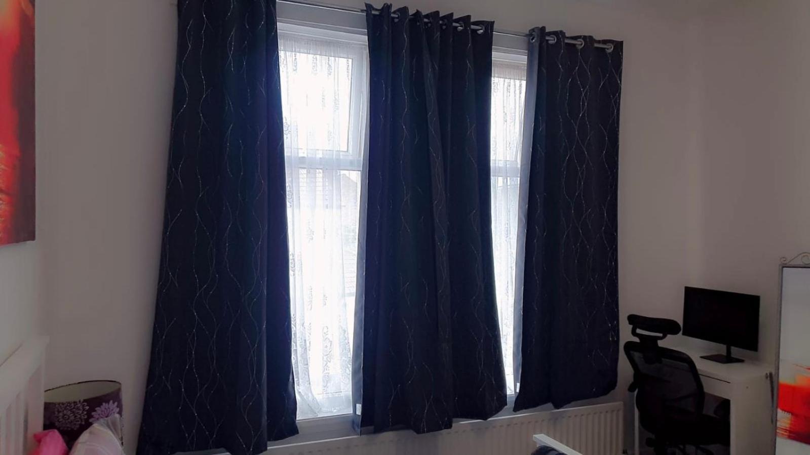 2 Bed 1St Floor Apartment-Own Entrance & Parking Portsmouth Bagian luar foto